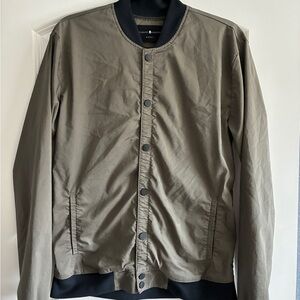 Men's Lightweight Khaki Jacket